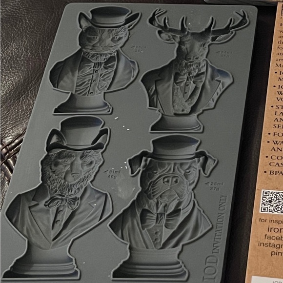 IOD Mould Resin Pieces - Picture 2 of 5